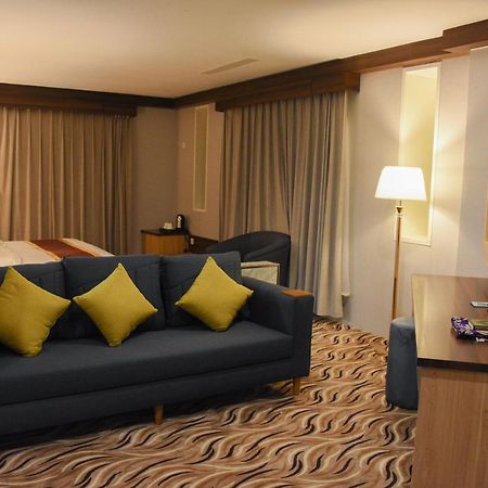 Florida Inn Hotel Наджран Екстериор снимка