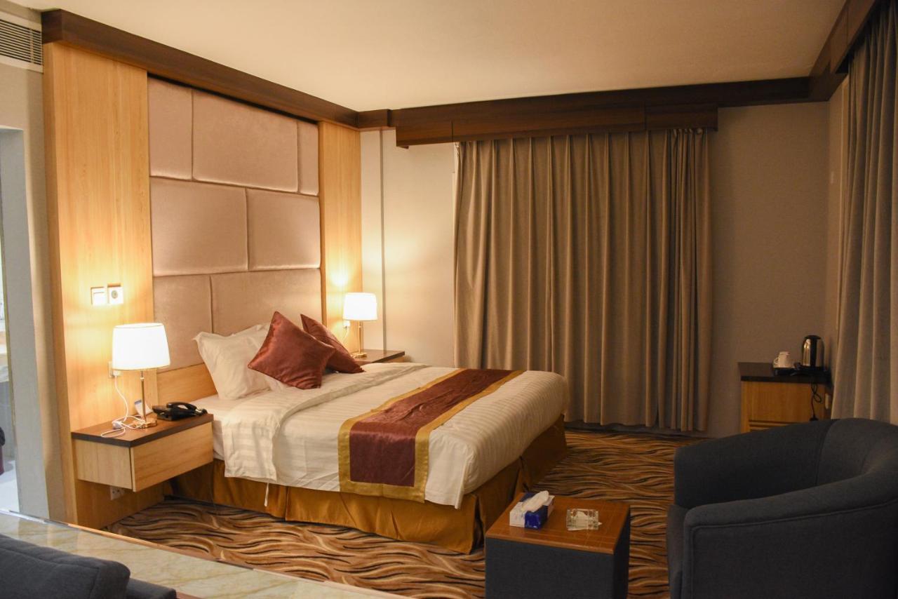 Florida Inn Hotel Наджран Екстериор снимка