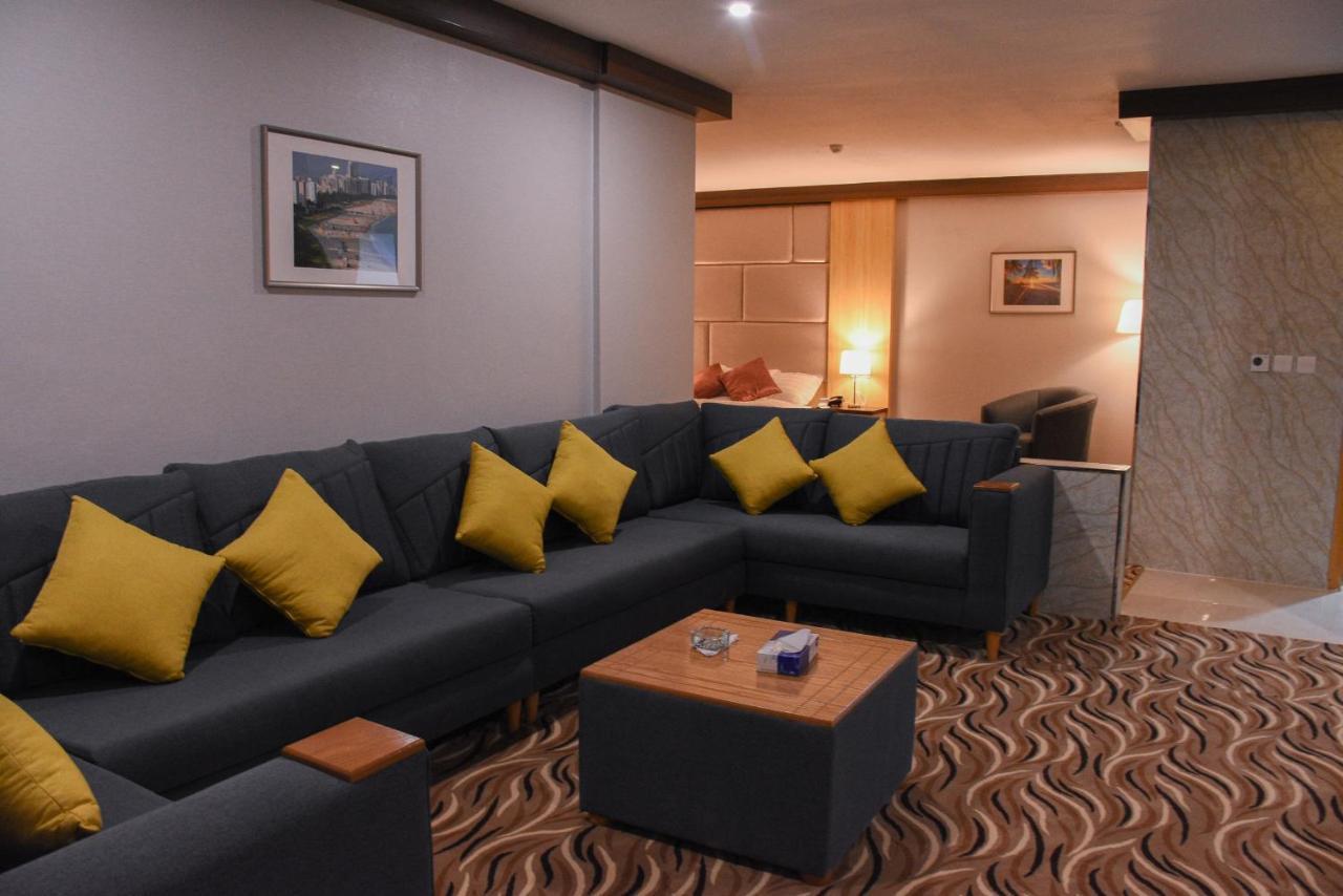 Florida Inn Hotel Наджран Екстериор снимка