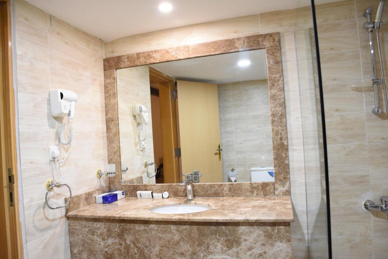 Florida Inn Hotel Наджран Екстериор снимка
